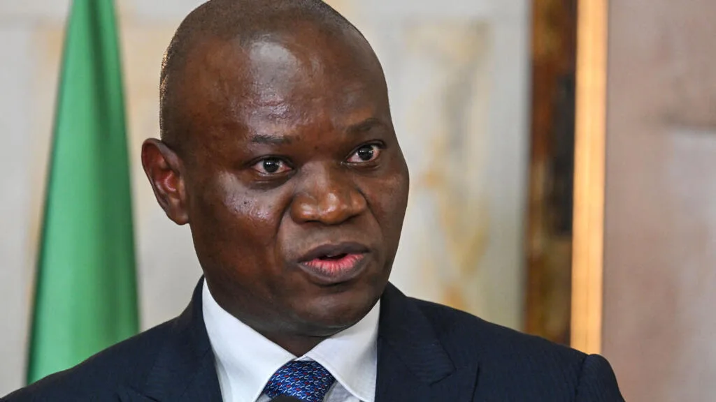Gabon: le président annonce des restrictions pour les bourses attribuées aux étudiants suivant un cursus en Europe