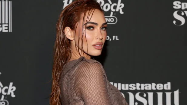 Megan Fox lança site de conteúdo sensual, promete material exclusivo e explica o motivo; página sai do ar Megan Fox lança site de conteúdo sensual, promete material exclusivo e explica o motivo; página sai do ar