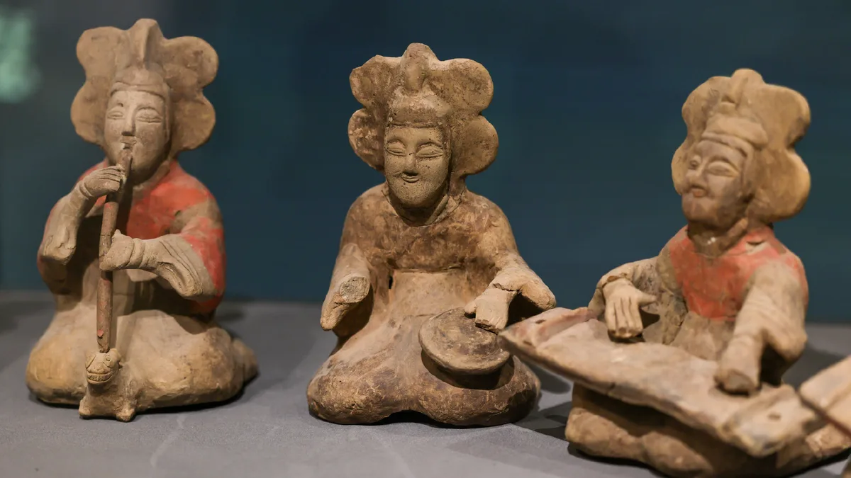 A museum experience in Xi'an airport terminal