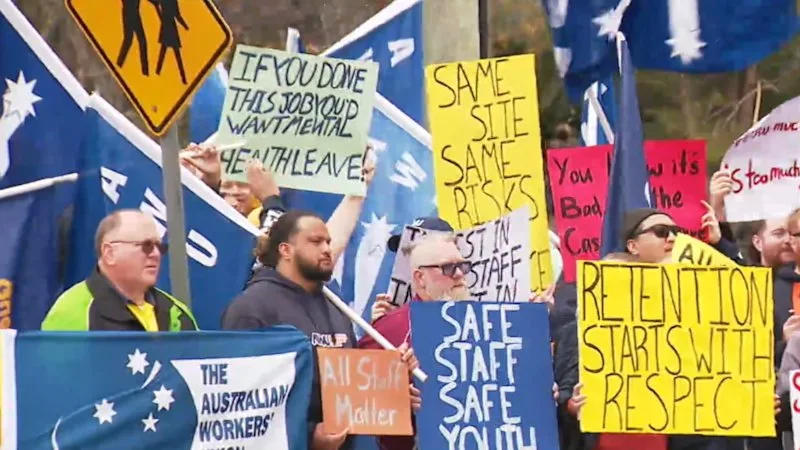 Youth detention workers strike for 24 hours