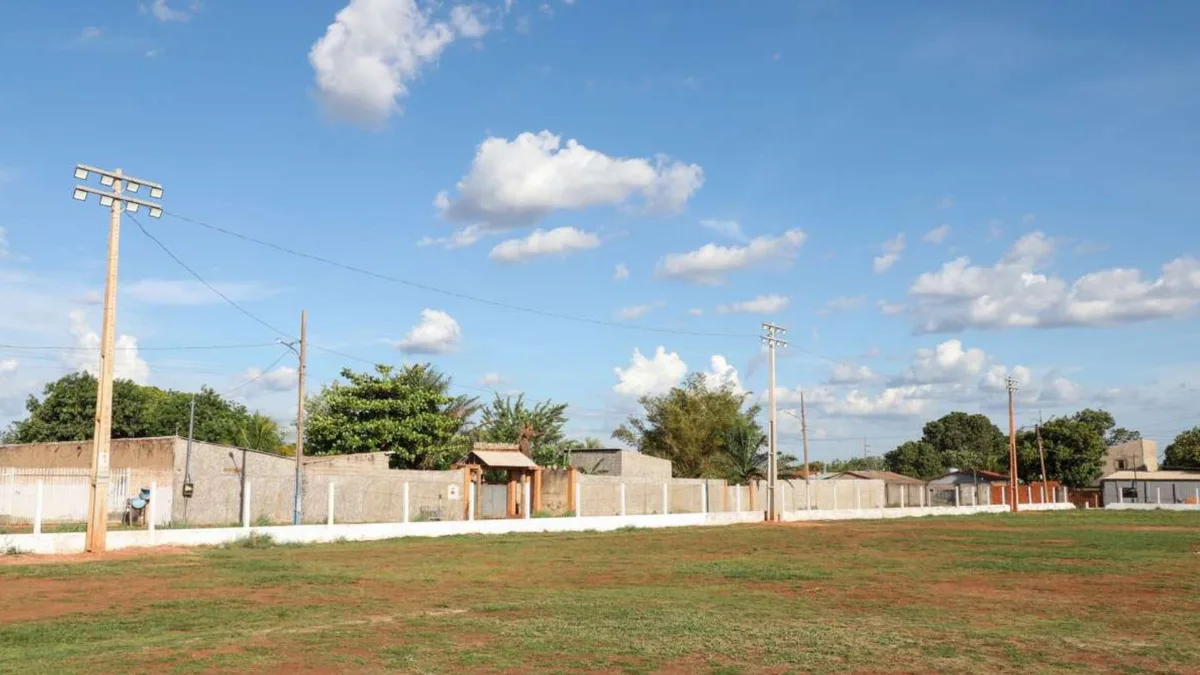 Bairro de Várzea Grande (MT) aprovado há 46 anos terá perícia por falta de esgoto e asfalto em 50% das vias