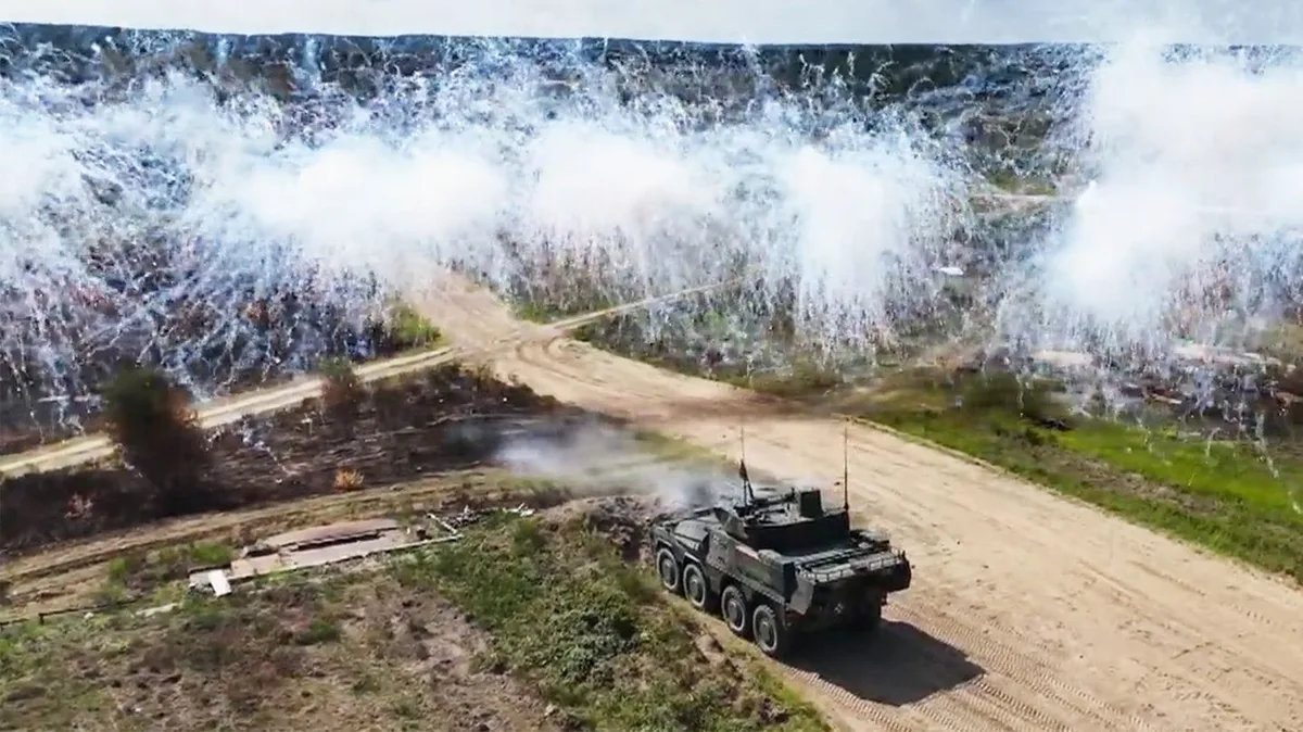 Inklusive Nebelmittelwurfanlage: 710 PS: Das kann der neue Radpanzer der Bundeswehr