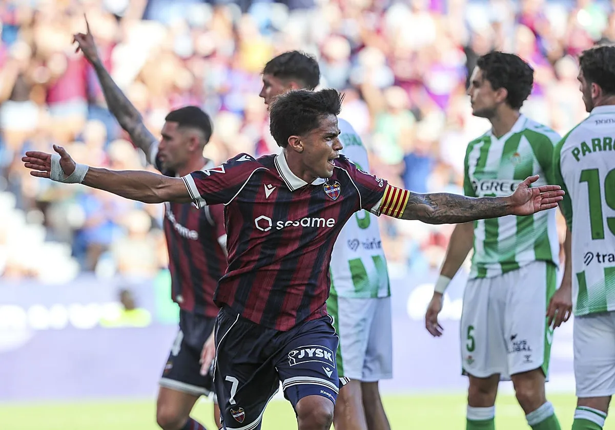 Reencuentro del Betis con el descalabro de los cinco goles en contra