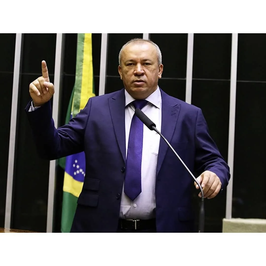Paulo Guedes (PT) é reeleito deputado federal por Minas Gerais com 126.974 votos