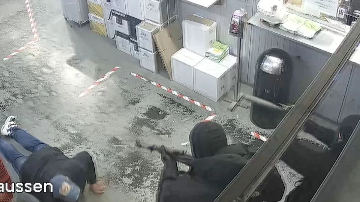 Verdächtige festgenommen - Kalaschnikow-Überfall! Spur führt ins Rocker-Milieu