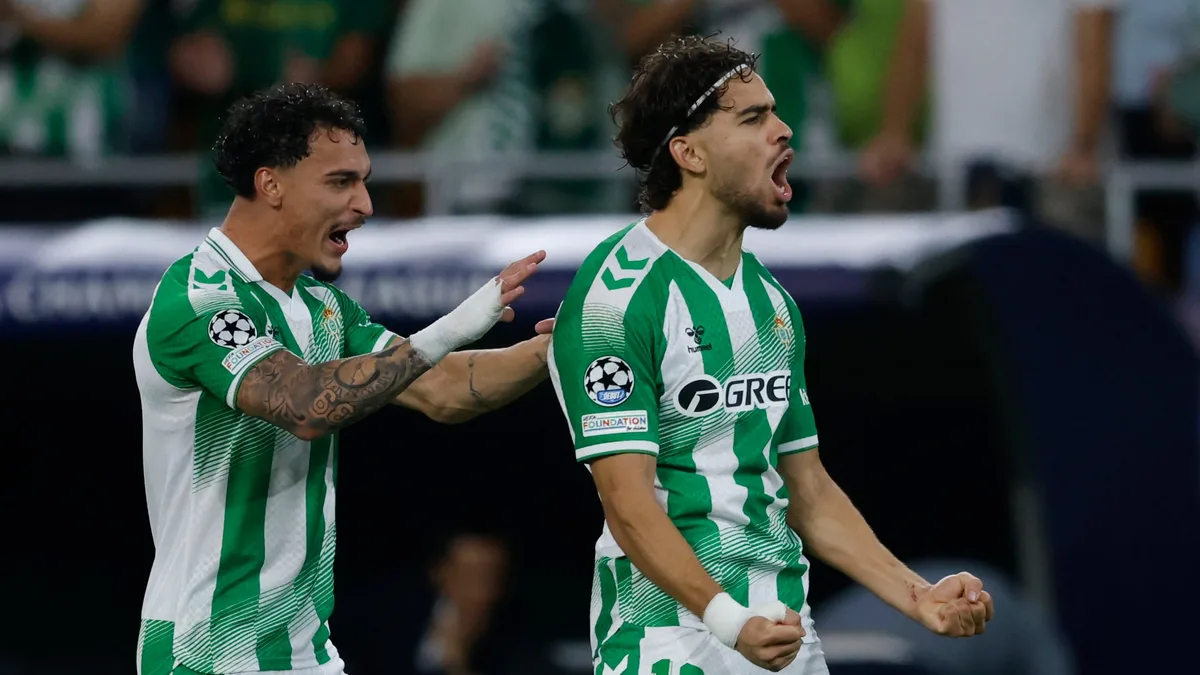 El Betis remonta ante el Porto y firma su segunda victoria en Champions
