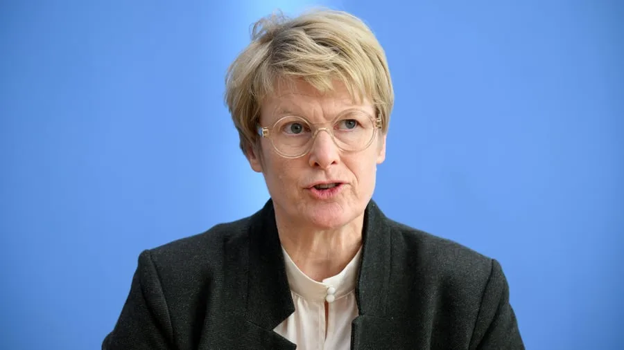 Hitzewelle: Ökonomin Grimm sagt Preisanstieg als Folge des Niedrigwassers voraus