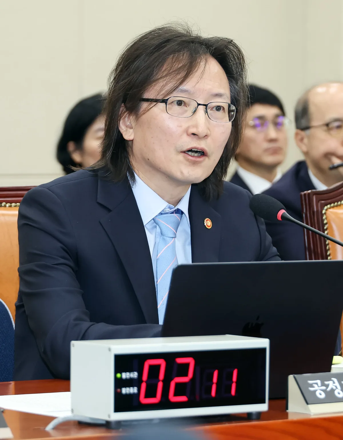 野 “친여 유튜브만 출연해 사건 언급” 주병기 “매체 구분 않아…편파적이지 않게 노력할 것”