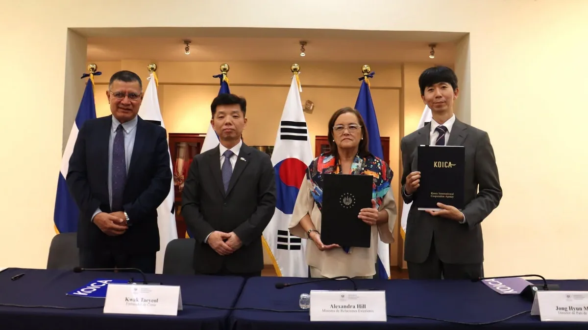 El Salvador y Corea del Sur financiarán un centro de innovación con laboratorios en la Universidad de El Salvador