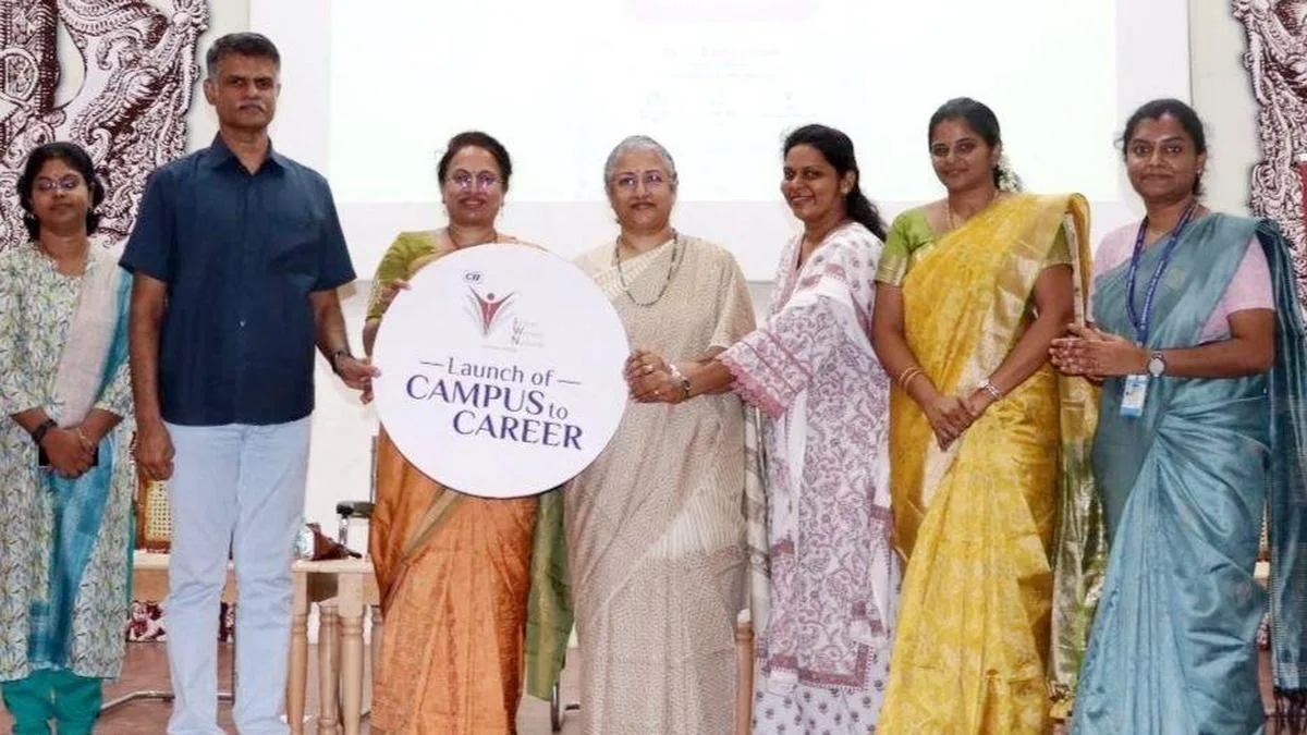 ’Young women should navigate contemporary professional landscape’