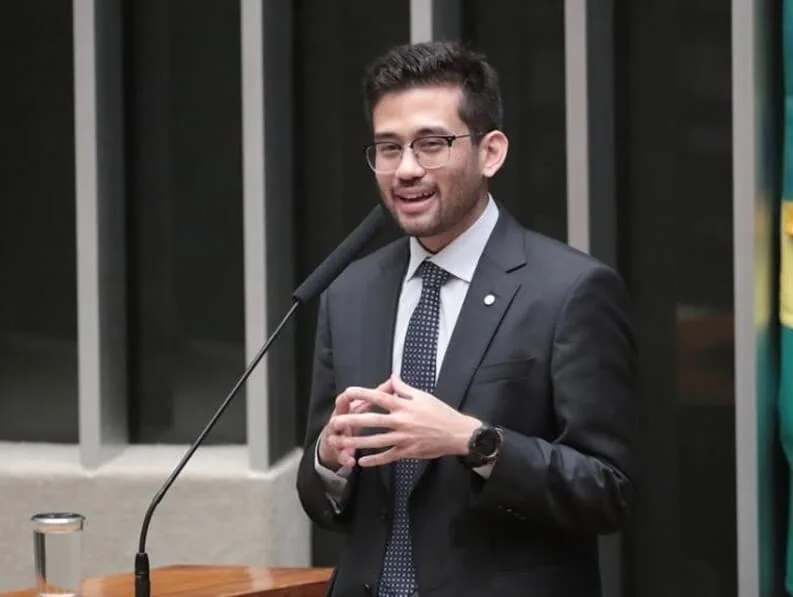Kataguiri quer tornar obrigatória a participação em debates eleitorais