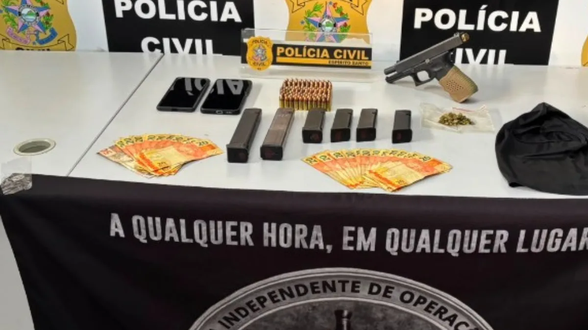 Suspeito de liderar organização criminosa é preso com armas, drogas e kit rajada em Viana