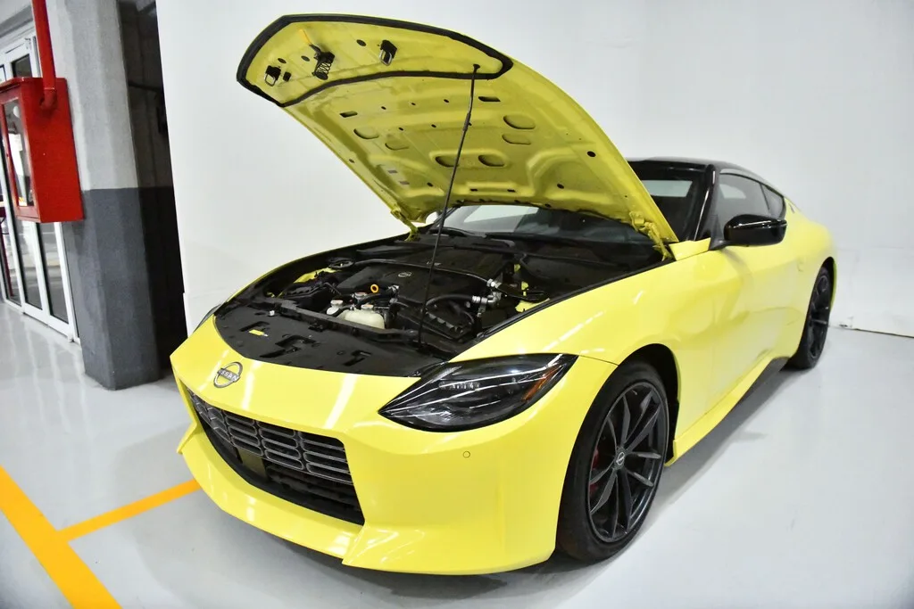 Los autos son cada vez más tecnológicos y Nissan ya prepara a quienes tendrán que repararlos en México