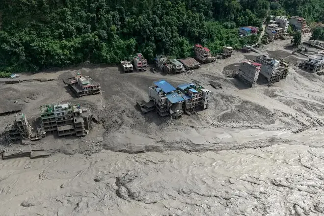 Desastre no Nepal e na China ultrapassa marca de 1.300 desaparecidos