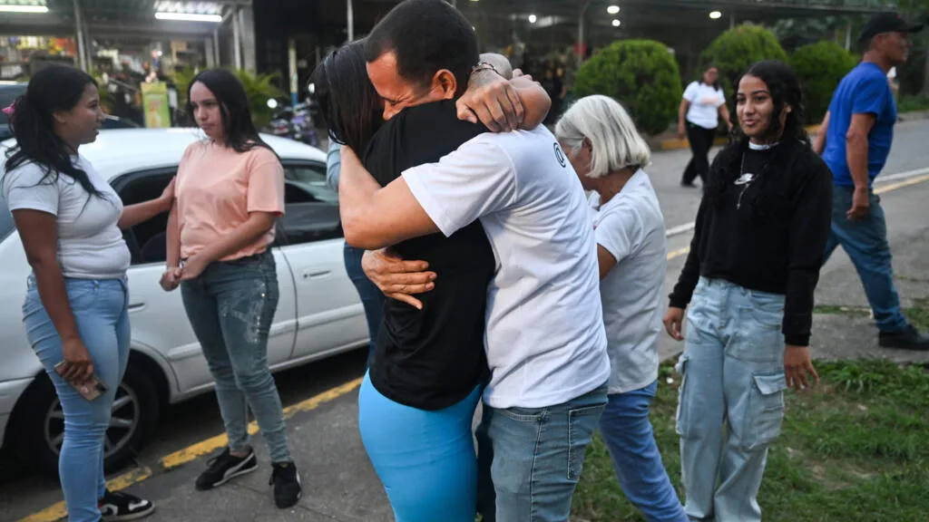 "Le cauchemar est terminé" : au Venezuela, plus de 130 prisonniers politiques libérés