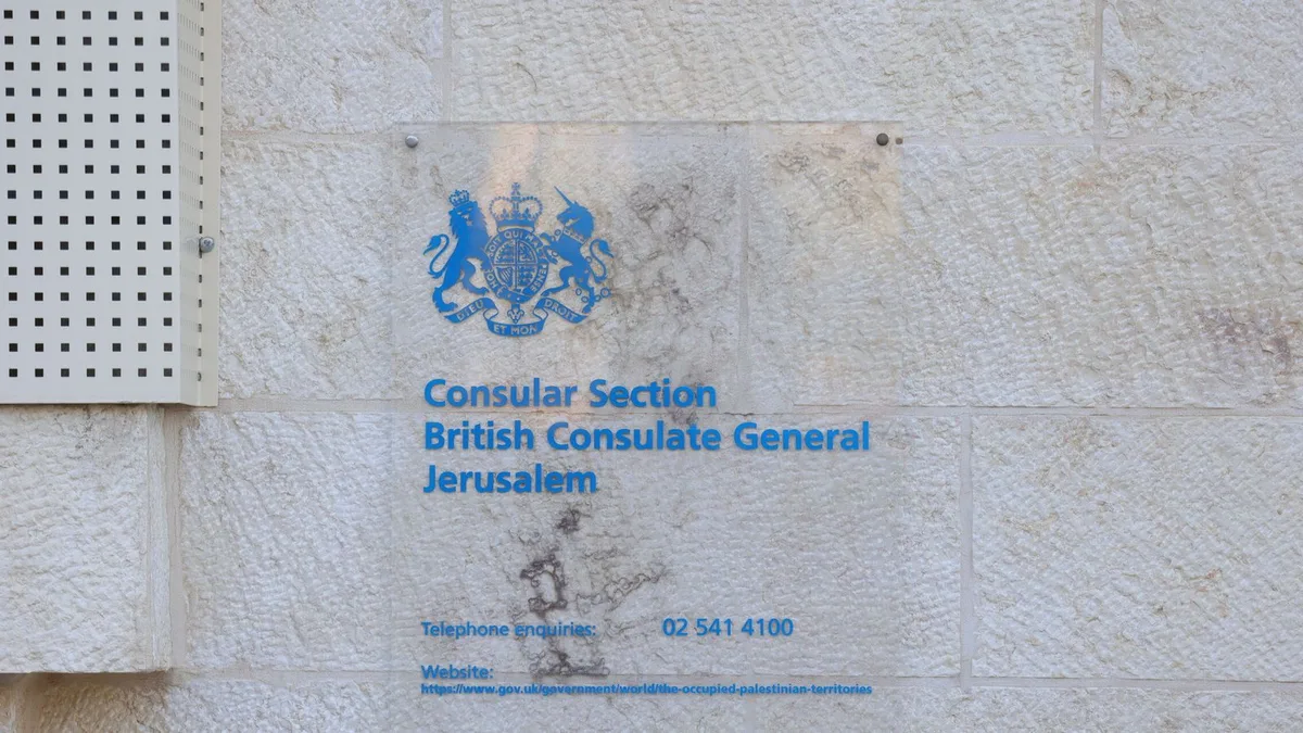 Israel castiga a un nuevo 'enemigo diplomático' y asegura haber cerrado el consulado británico en Jerusalén