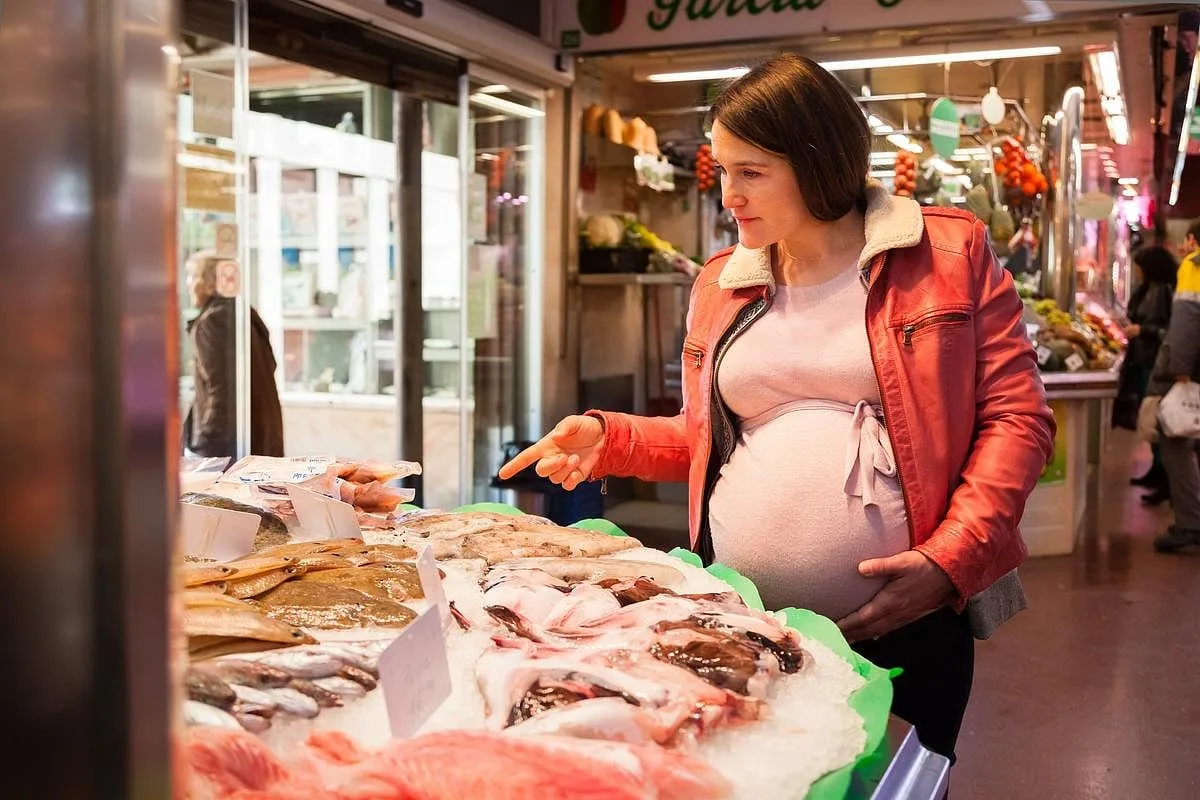 La calidad de la dieta materna pobre vinculada al cólico infantil y al eccema
