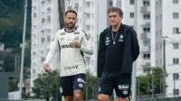 Botafogo anuncia retorno de Tiquinho Soares ao clube; veja detalhes