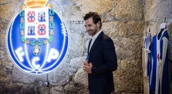 Villas-Boas diz que a venda de Rodrigo Mora evitaria prejuízo da FC Porto SAD