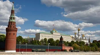 Rússia elogia decisão de Trump de suspender novo pacote de sanções