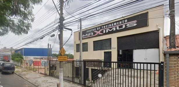 Trabalhador fica em estado grave após ser esmagado por placas de MDF em SP