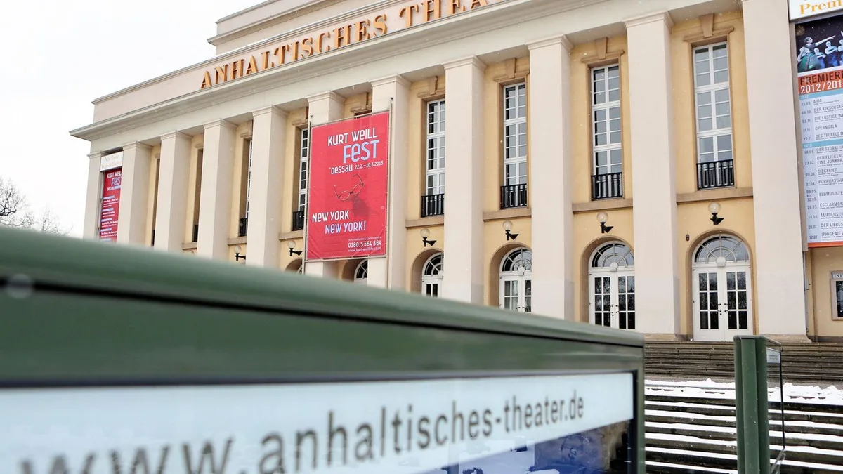 Bundesmittel: Schutz vor Verfall: Anhaltisches Theater wird saniert