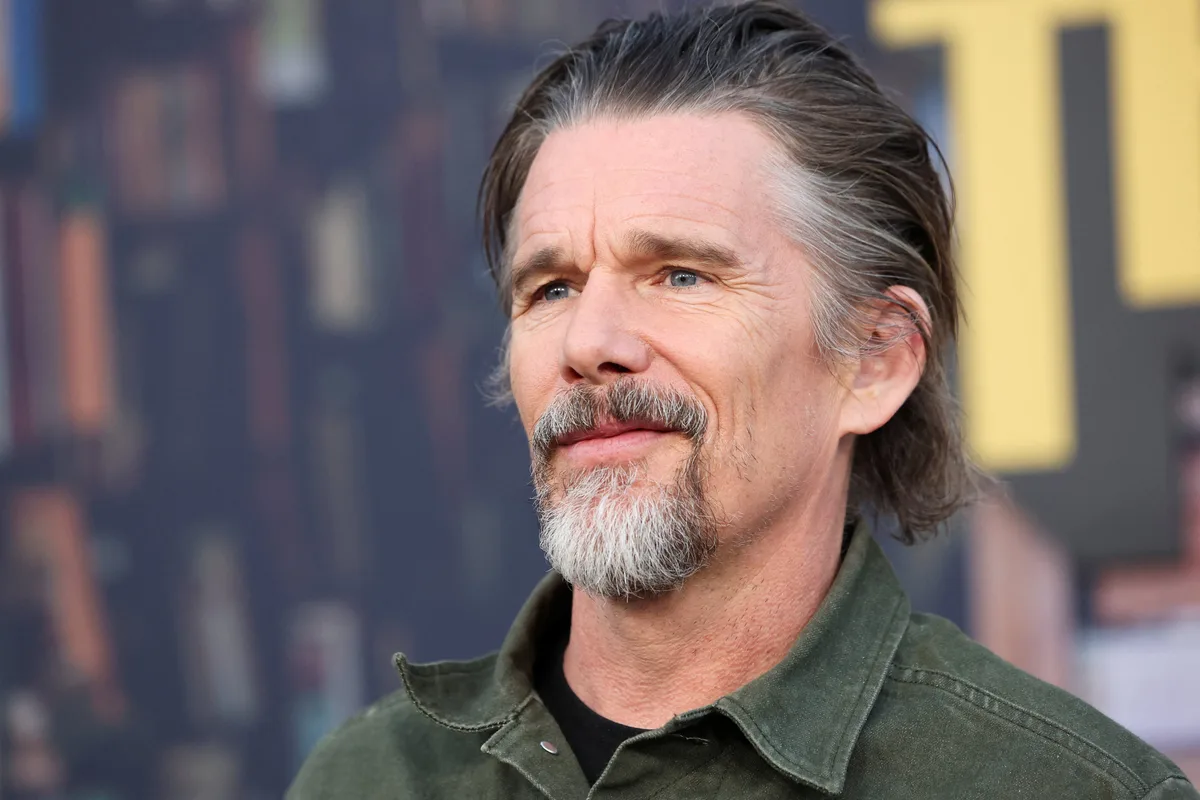 Ethan Hawke habló sobre las contradicciones de Hollywood: “Cuanto más amas un proyecto, menos te pagan”
