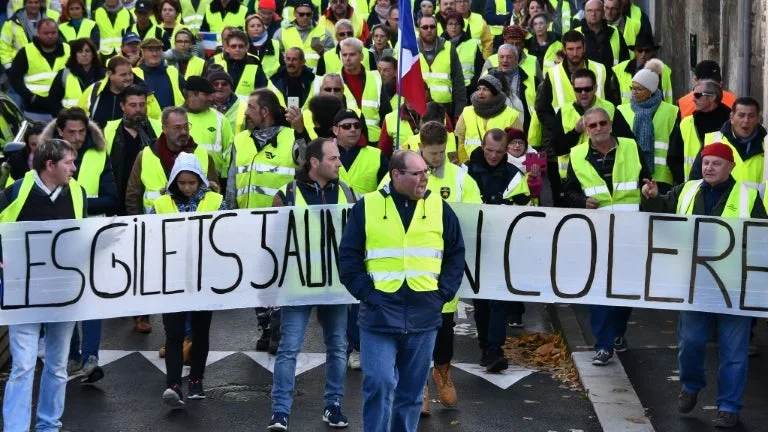 Vers un retour des Gilets jaunes? Le gouvernement temporise, estimant que "les situations ne sont en rien comparables"