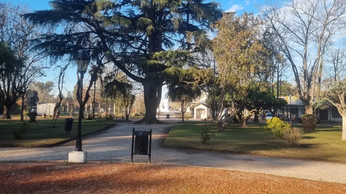 Tiene menos de 1500 habitantes pero recibe hasta 4.000 turistas cada fin de semana: el pueblo gastronómico a 90 km de Buenos Aires