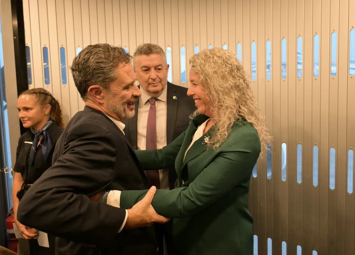 Canciller Omar Bula comenzó su visita oficial en Israel y fue recibido por la nueva embajadora en Colombia: “Que inmensa alegría tenerlo en nuestro país”