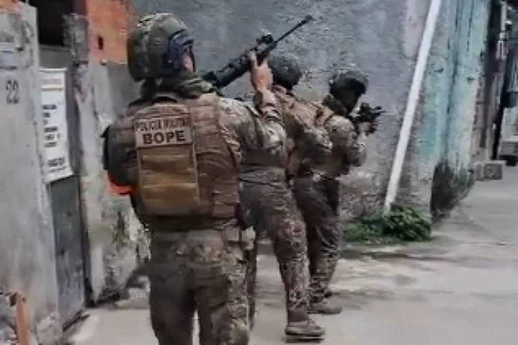 Artefato explosivo interrompe circulação de trens em segundo dia de operação no Complexo de Israel