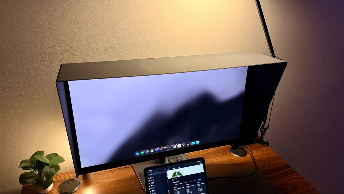 Dell UltraSharp U3226Q 32 4K QD-OLED monitor review: A creator's dream panel with a jarring price tag