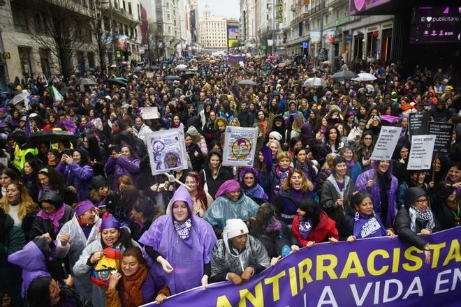 Entidades antirracistas convocan una manifestación en Barcelona contra el movimiento xenófobo en defensa de la Europa "blanca"