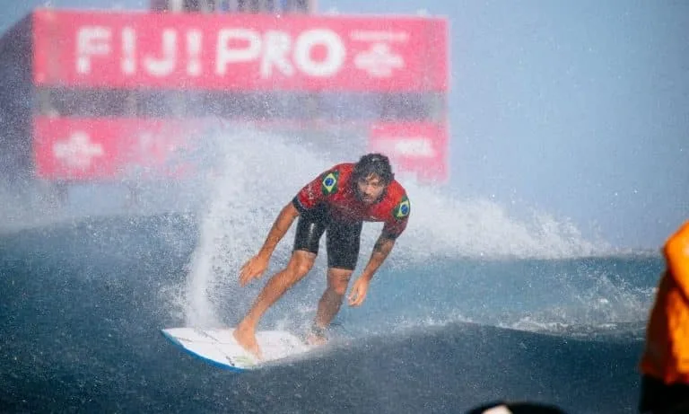 WSL Fiji: confira os resultados das baterias após a chamada desta terça (25)