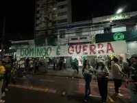 Palmeiras domina o Bahia, vence e fica a um ponto do líder Flamengo