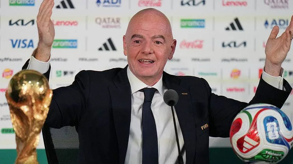 "Fora Infantino": milhares já assinaram petição que exige demissão do presidente da FIFA