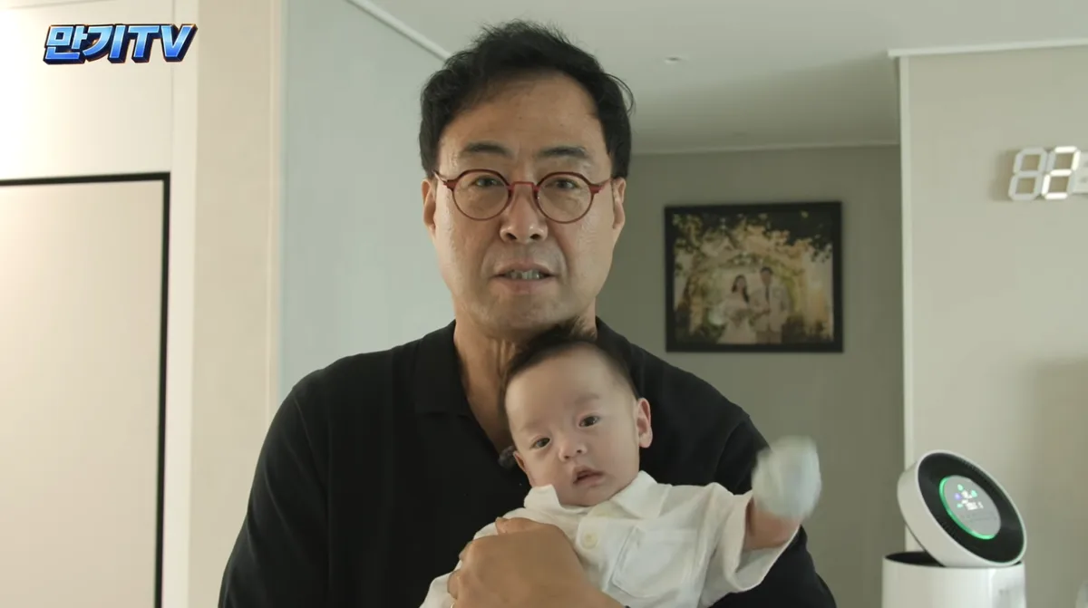 이만기 똑 닮았네…세쌍둥이 손자 공개 “할아버지보다 더 잘생겼어요”