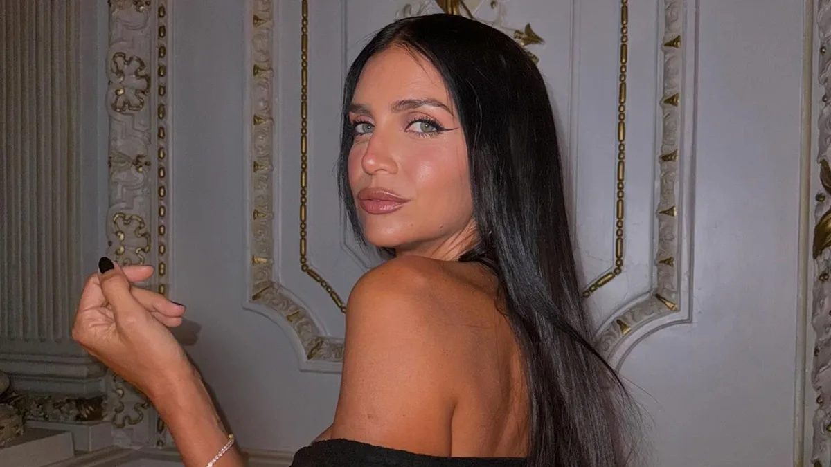 Zaira Nara sorprendió con su particular colección de carteras: la foto en la intimidad de su vestidor