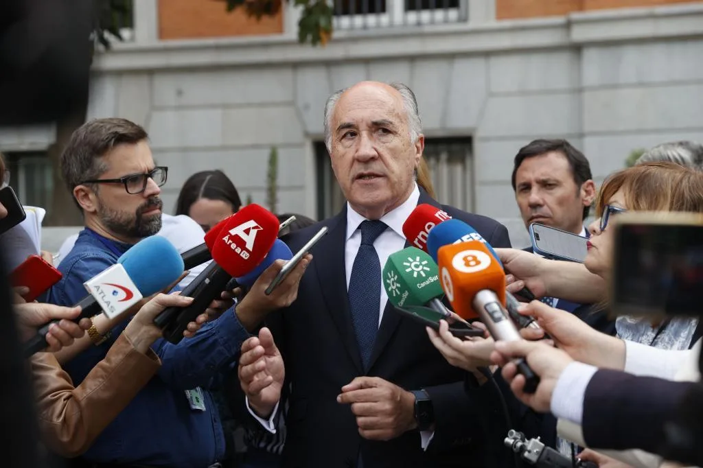 12 de los 15 concejales del PP de Algeciras abandonan el gobierno de Landaluce y barajan presentar una moción de censura junto a Vox