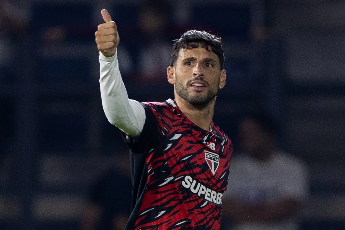 São Paulo anuncia renovação de contrato com Calleri até 2028