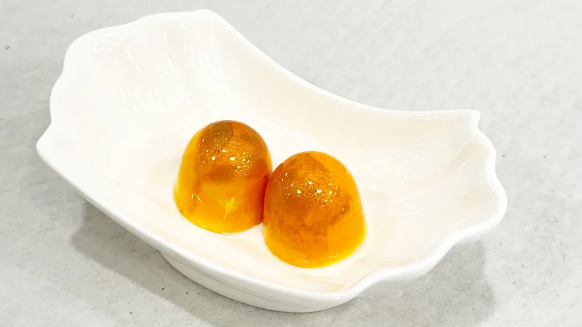 De mandarina y azafrán a violeta y limón: así son las yemas de Santa Teresa más originales