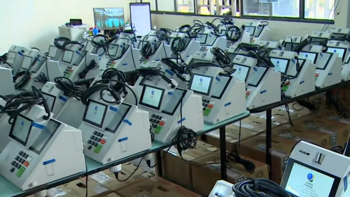 Urnas eletrônicas começam a ser preparadas para o 2º turno em São José dos Campos; veja como funciona
