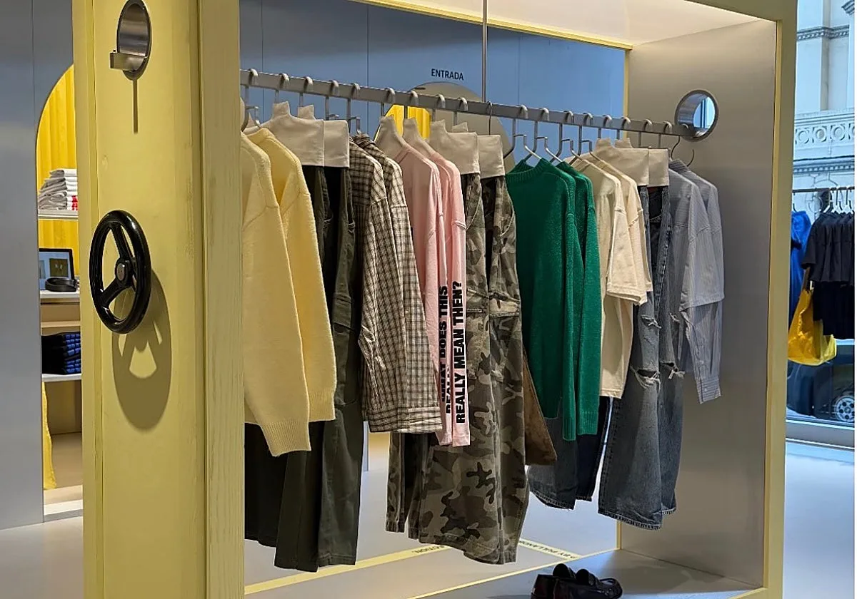 Pull&Bear abre una tienda efímera en La Coruña con prendas exclusivas para la ciudad