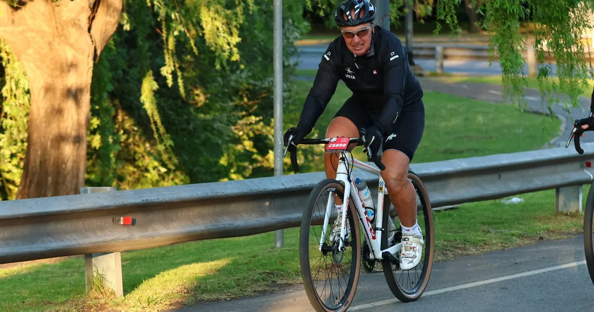 Hugo Porta, entre la bicicleta y Los Pumas: “No sé si hoy los jugadores de rugby se divierten tanto como nos divertíamos nosotros”