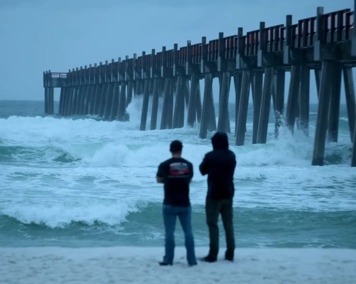 Hurricane Isaias barrels toward Gulf coast as category 3 storm