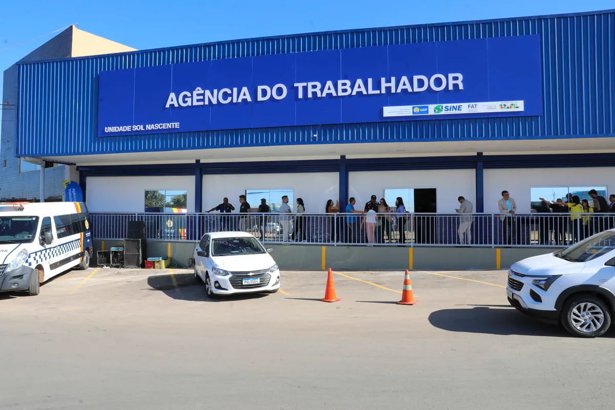 Feirão oferece mais de 250 vagas de estágio e de jovem aprendiz no DF