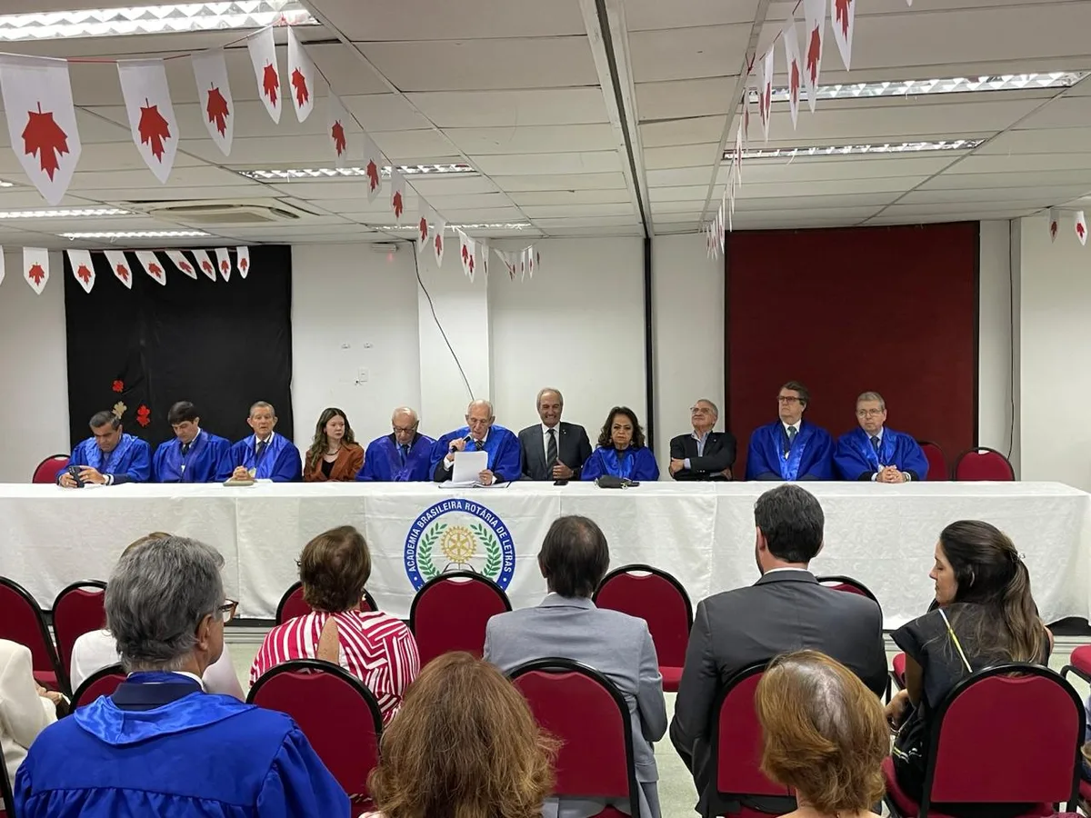 ABROL celebra 10 Anos na Bahia e empossa novo acadêmico
