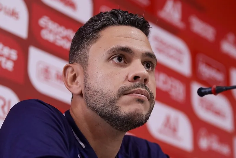 Técnico destaca reação do Náutico contra o São Bernardo e explica ausência de Vinícius