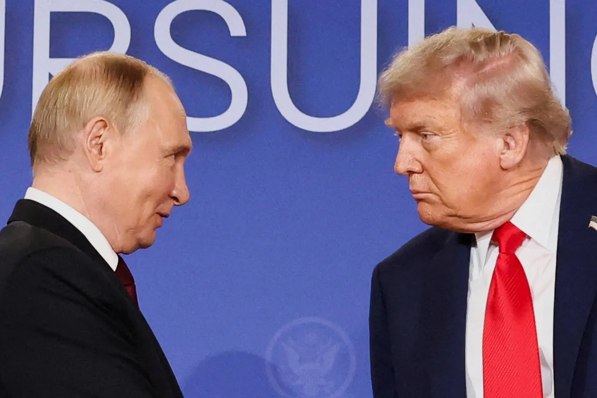 Putin e Trump empurram mundo para a bomba