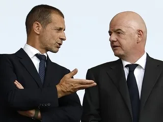 Un duel Ceferin - Infantino pour la présidence de la Fifa ? Le patron de l’UEFA assure qu’il n’est « pas intéressé »